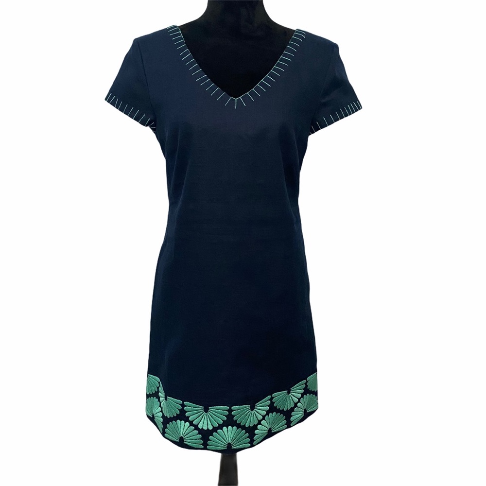 Vineyard Vines Floral Embroidered Dress Blue Sz 4